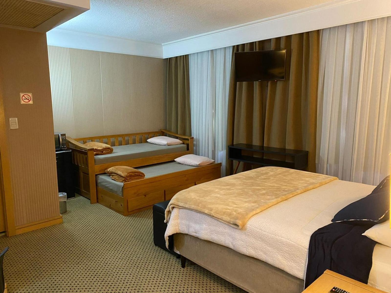 Flat Hotel Em グアルーリョス エクステリア 写真